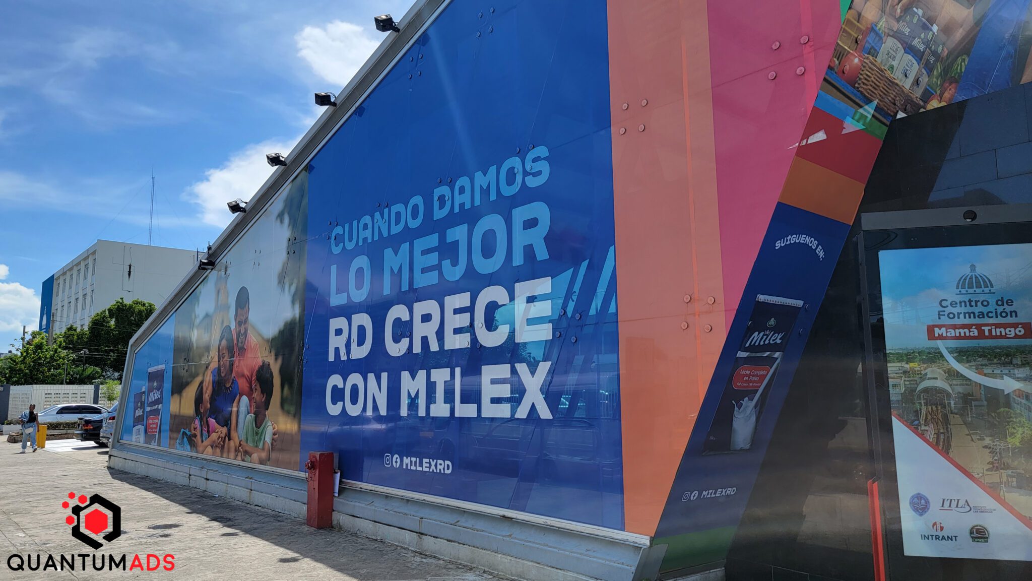 Estación Centro de los Héroes - Campaña Milex
